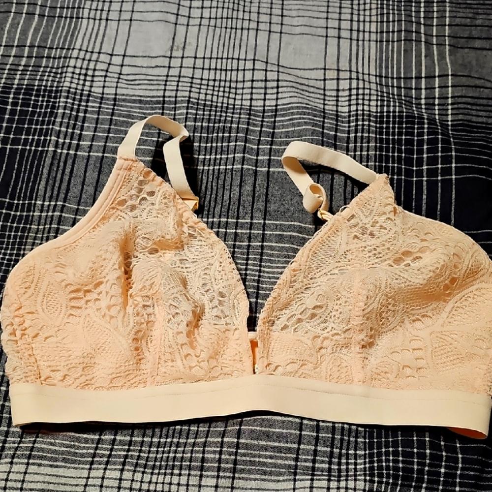 Lively Lace Bralette in Cream Size 1 (32FF)